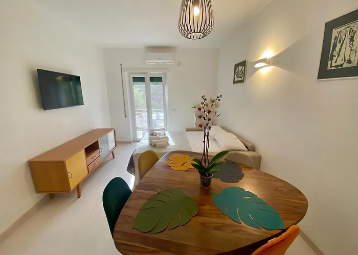 Leone's - Ampio E Luminoso Apartment *
