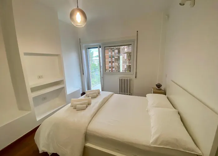 Apartment Leone's - Ampio E Luminoso Rom
